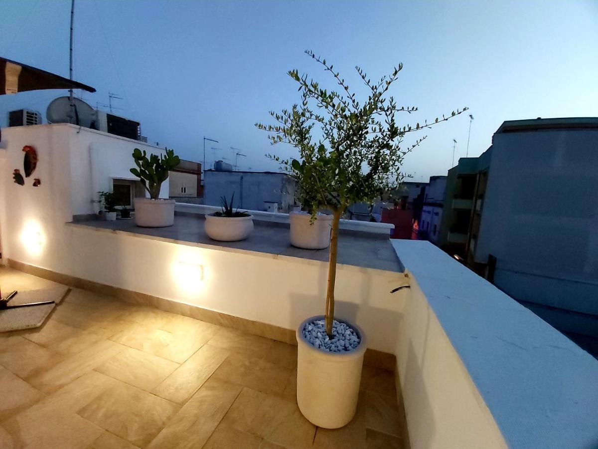 Dimora Asmara 11 15 Apartment Brindisi Bagian luar foto