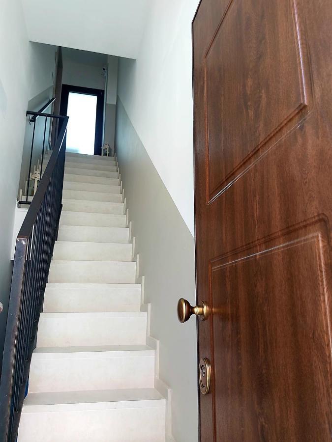 Dimora Asmara 11 15 Apartment Brindisi Bagian luar foto
