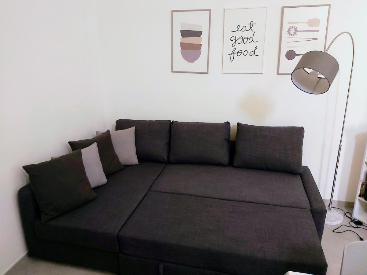 Dimora Asmara 11 15 Apartment Brindisi Bagian luar foto